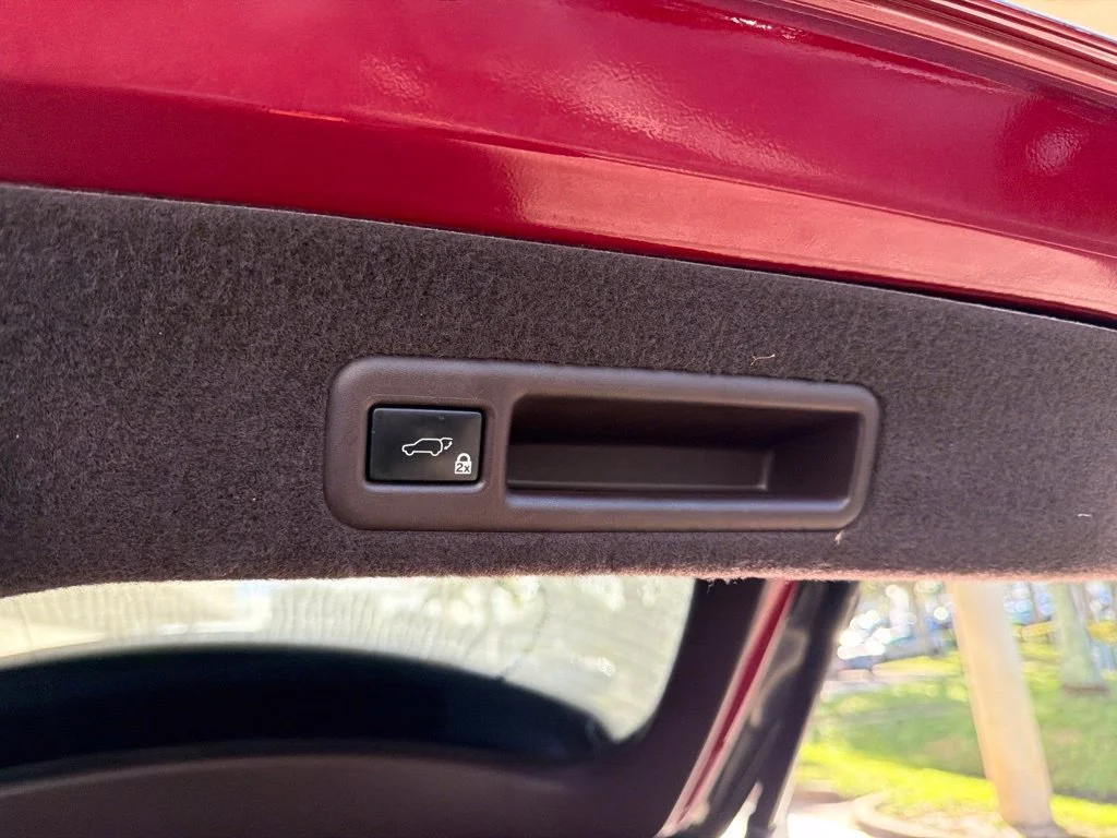 Used 2018 Red Lexus 350 image 37