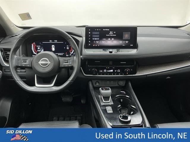 Used 2024 Boulder Gray Pearl Nissan Platinum image 20