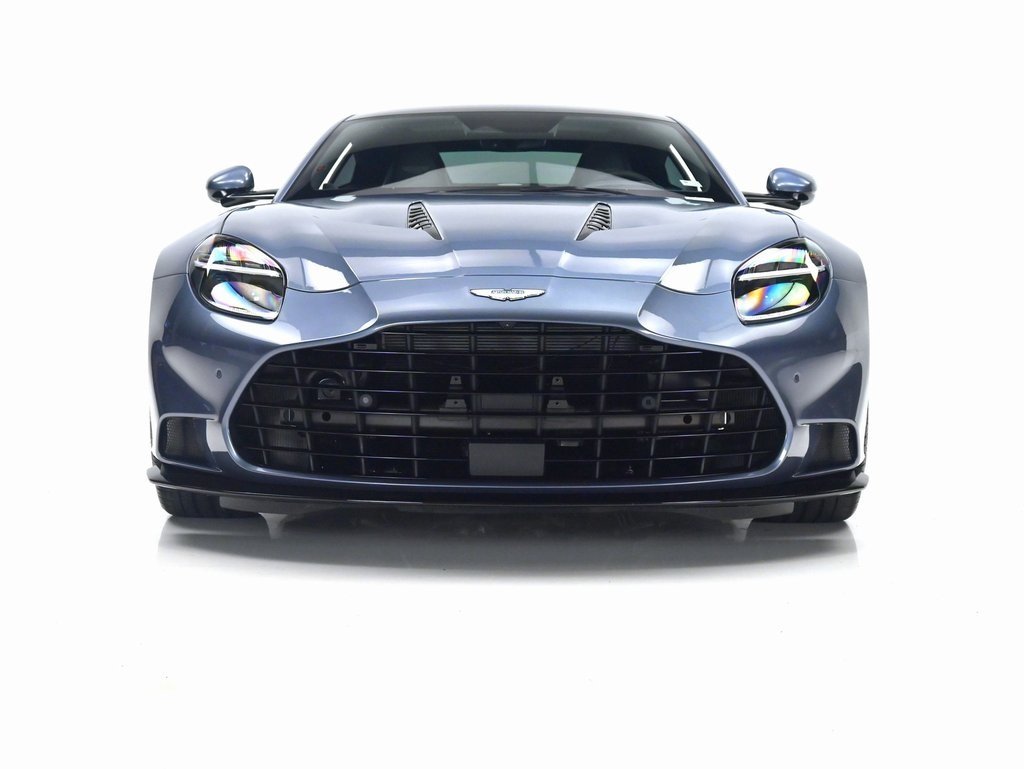 2025 Aston Martin Vanquish AM7 photo 2