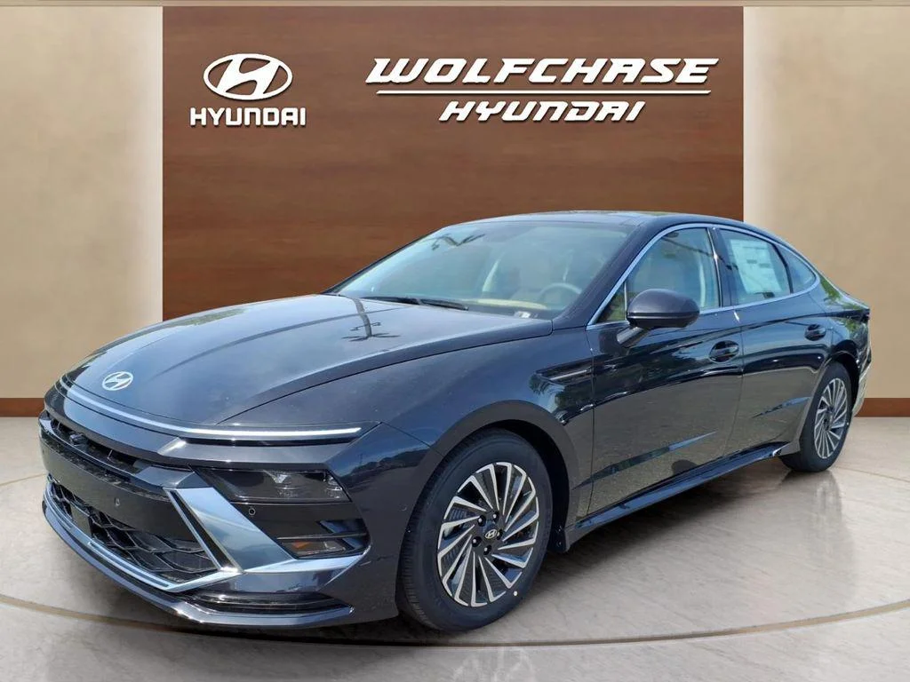 2026 Hyundai Sonata Limited's photo