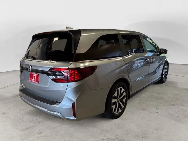 New 2026 Solar Silver Honda EX-L image 5