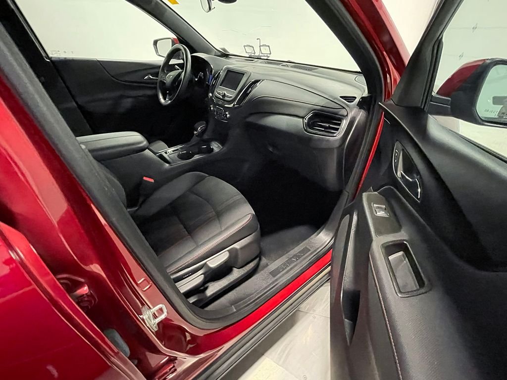 Used 2023 Red Chevrolet RS image 26