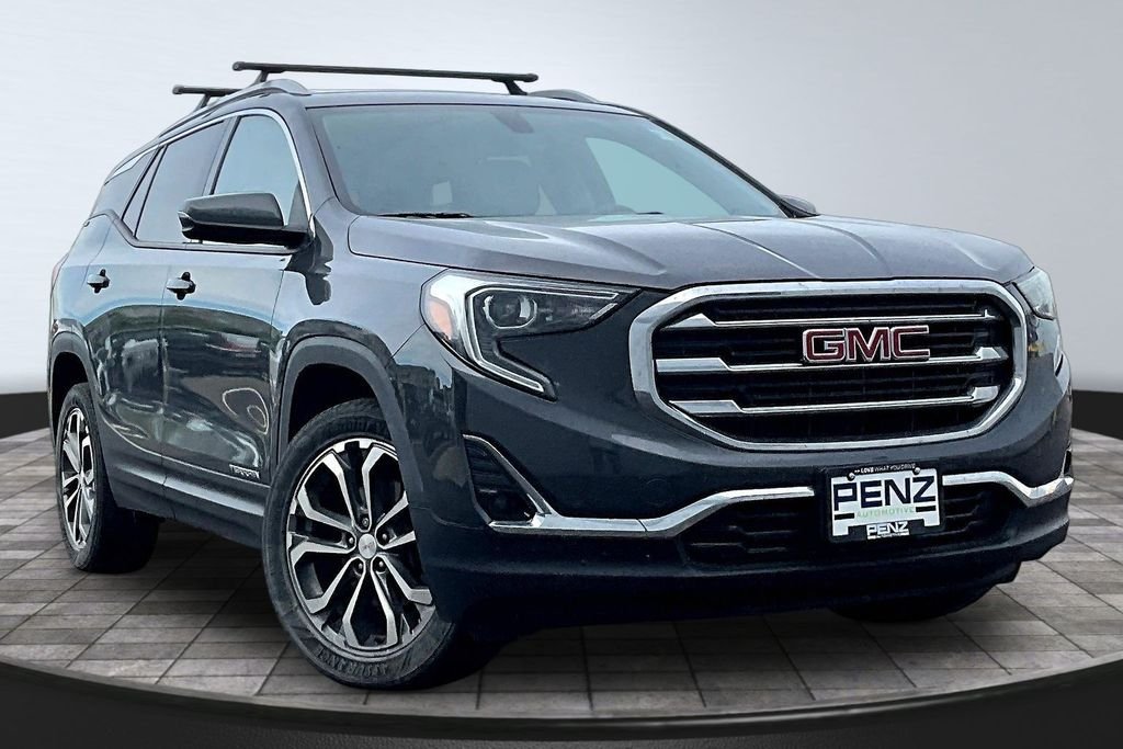 Used 2018 Gray GMC SLT image 3