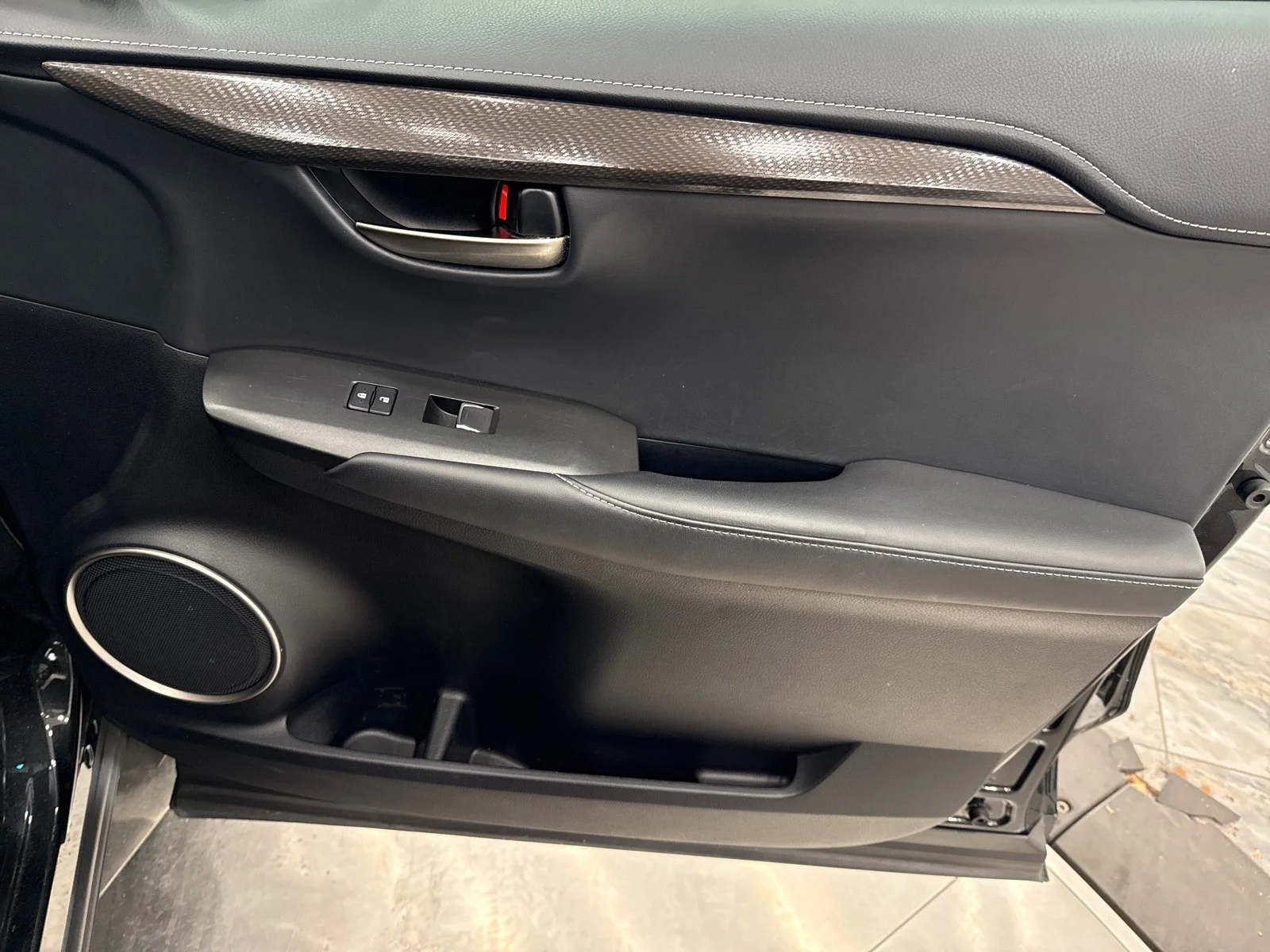 Used 2019 Caviar Lexus 300 FWD image 47