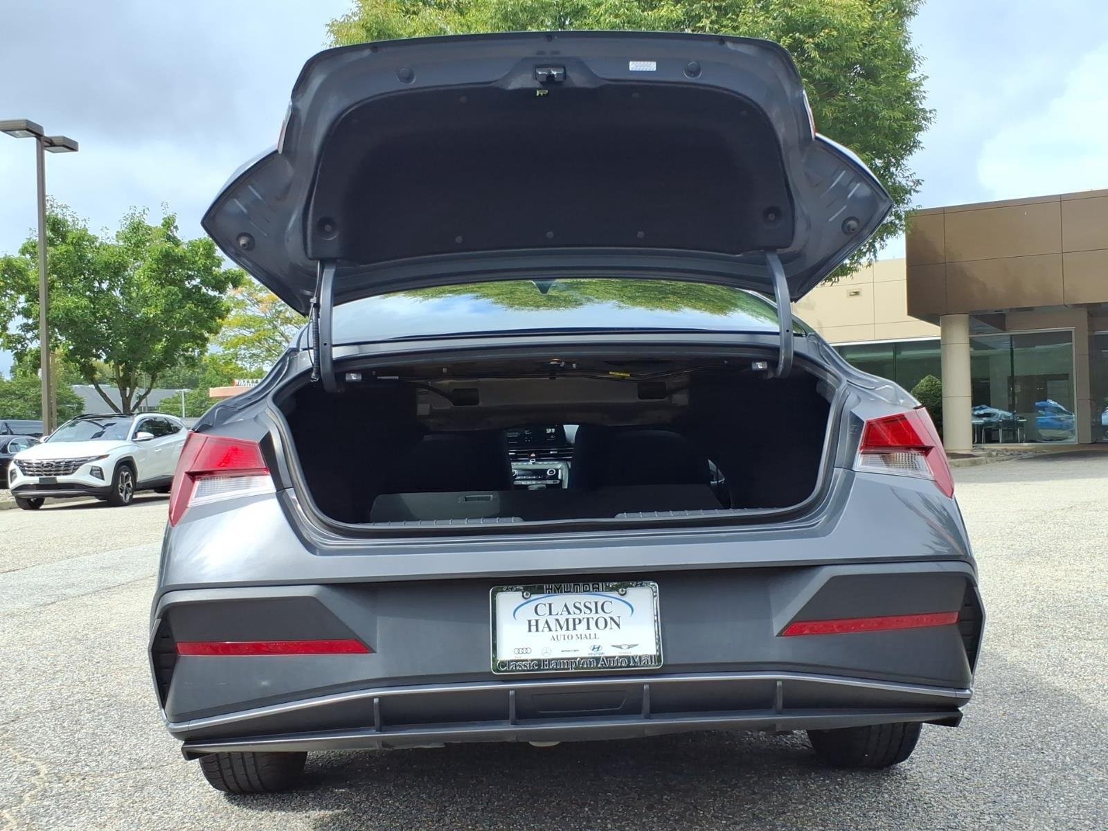 Used 2024 Ecotronic Gray Hyundai SEL image 30