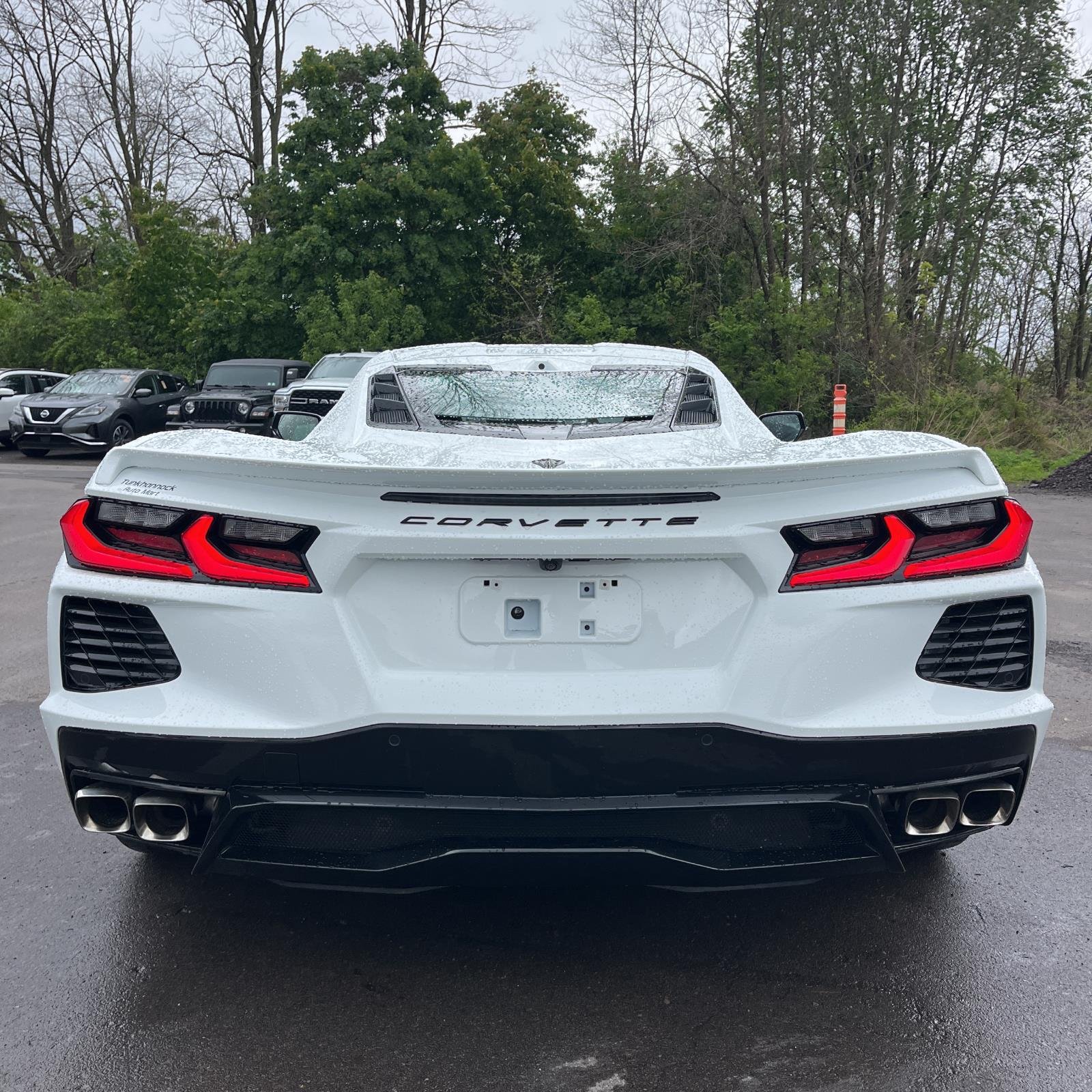 Used 2022 Arctic White Chevrolet 2LT image 3
