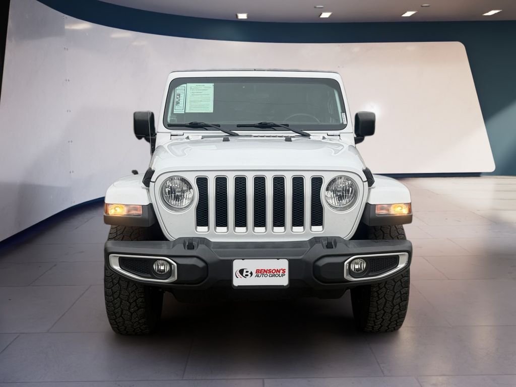 Used 2019 White Jeep Unlimited Sahara image 8