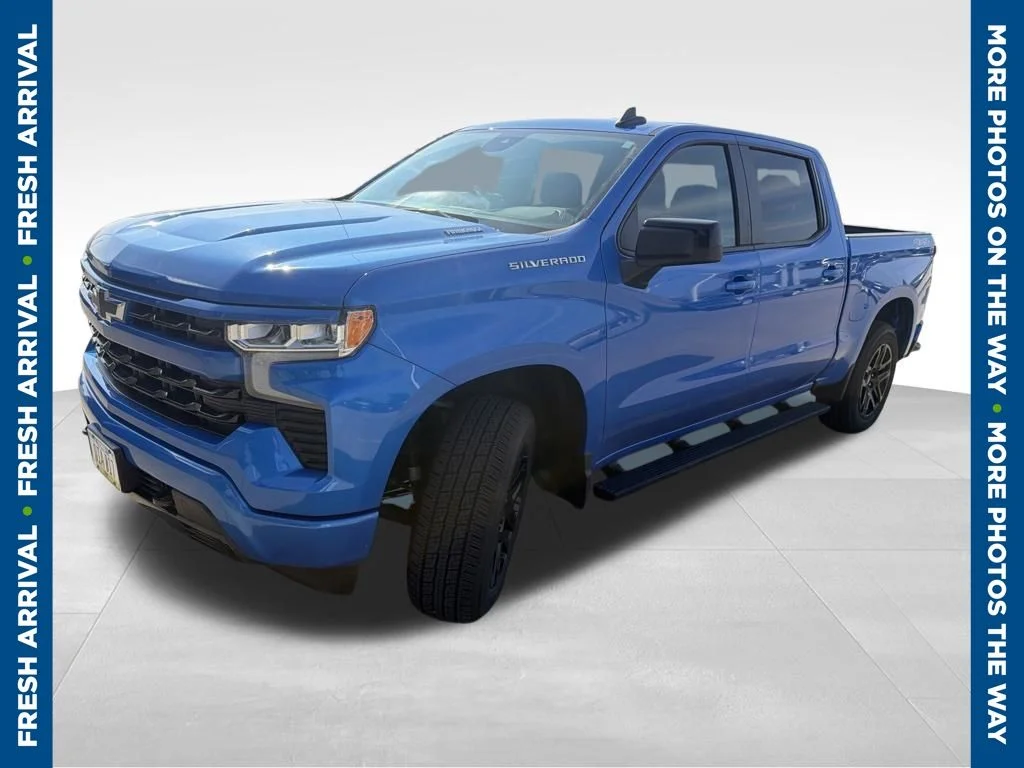 Used 2025 Blue Chevrolet RST image 1