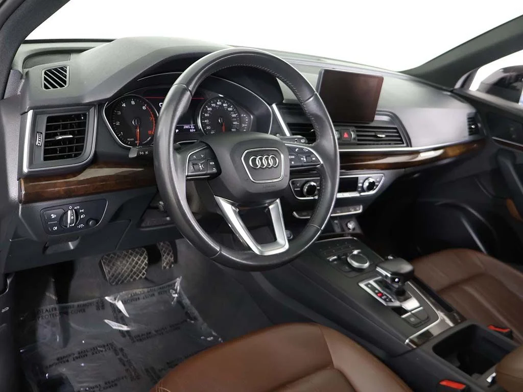Used 2020 Brilliant Black Audi 45 Premium image 27