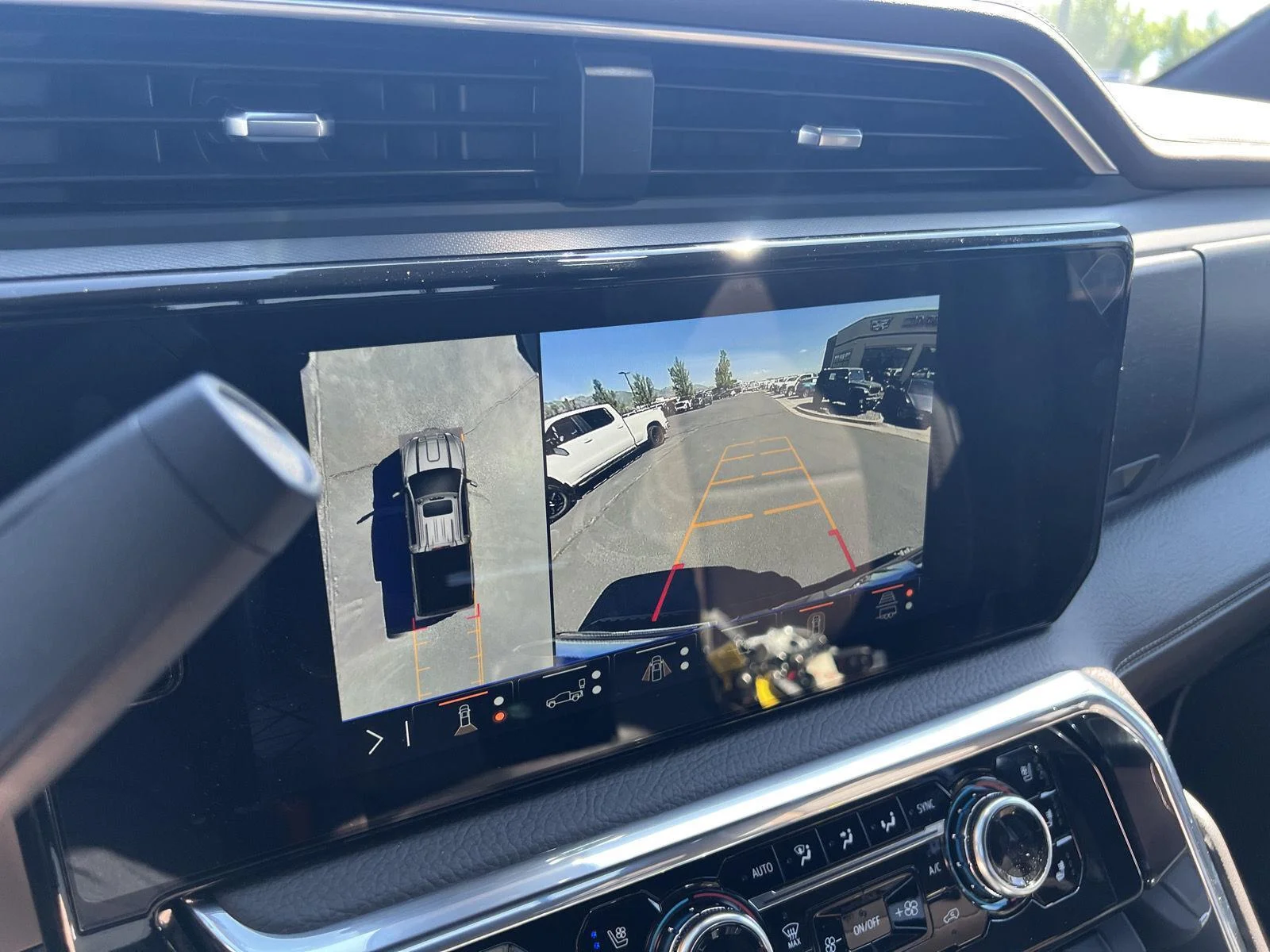 2026 GMC Sierra 3500HD Denali - Photo 24