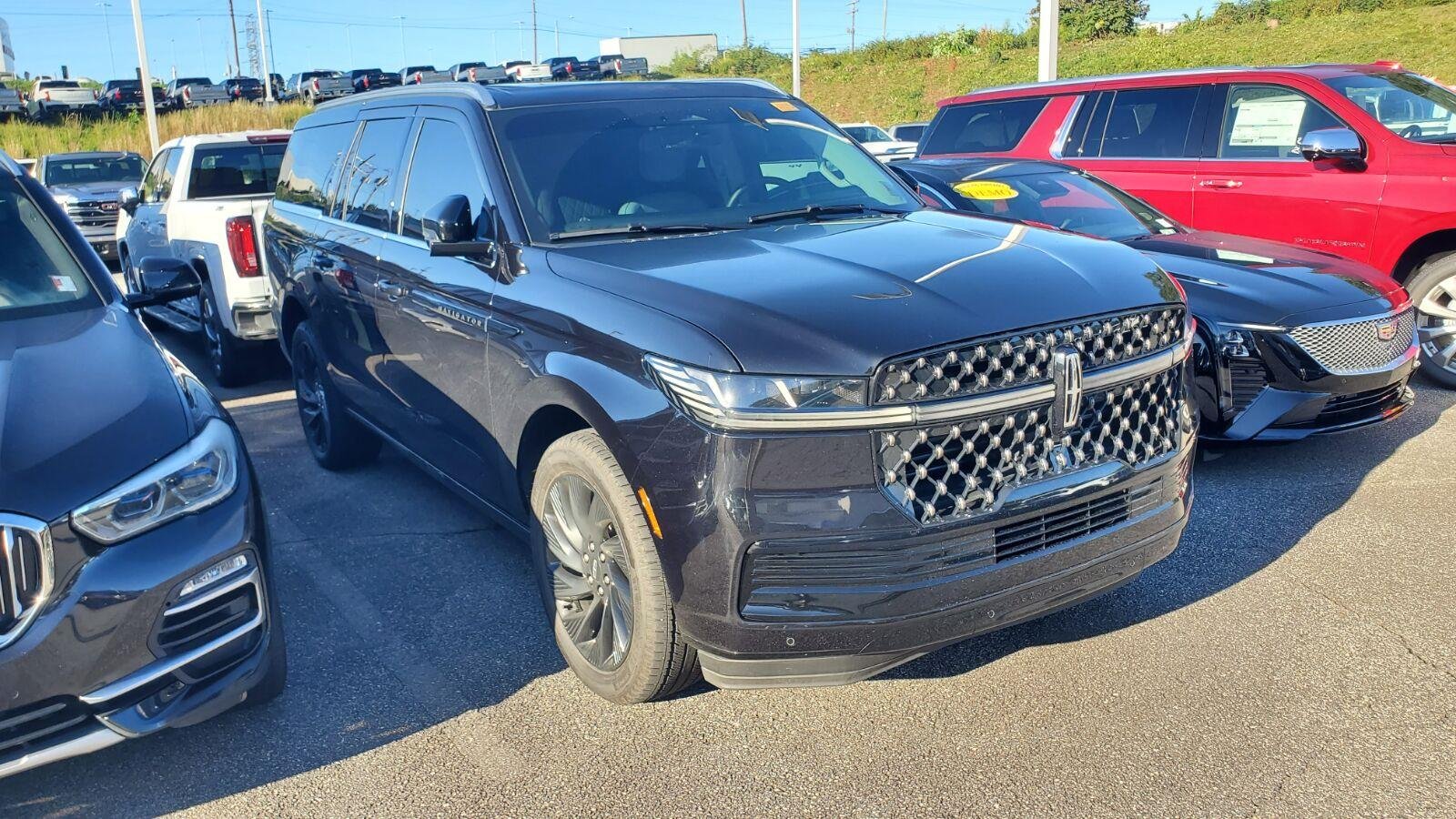 Used 2026 Infinite Black Metallic Clearcoat Lincoln Black Label image 2