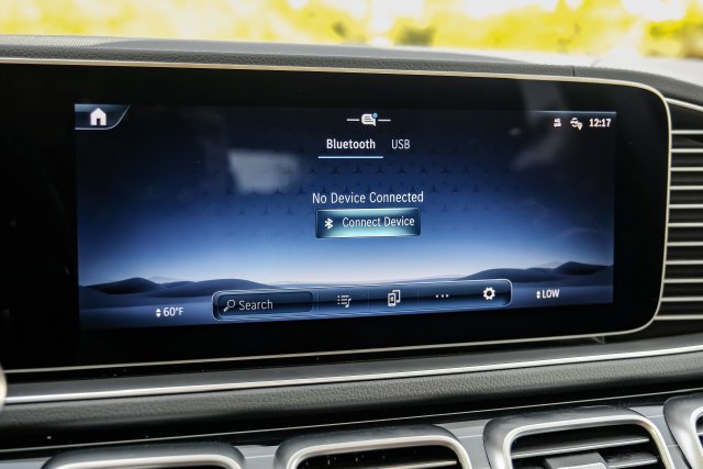 Used 2024 White Mercedes-Benz GLE 580 image 43