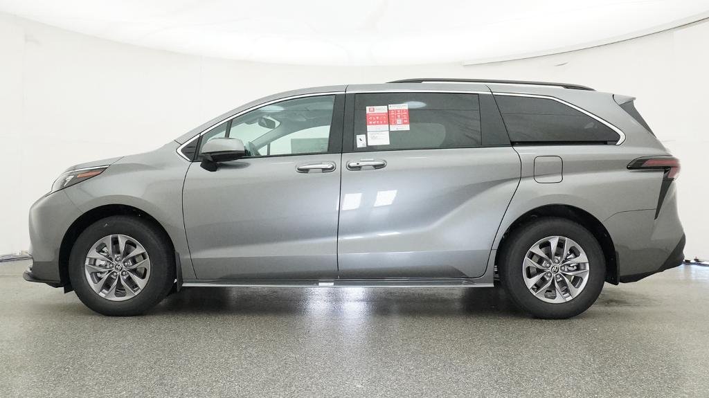 New 2026 Heavy Metal Toyota XLE image 2
