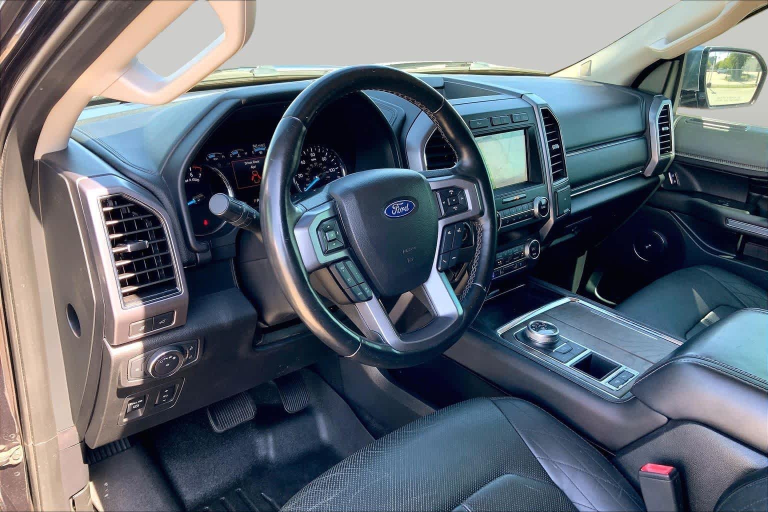 Used 2019 Agate Black Metallic Ford Platinum image 33