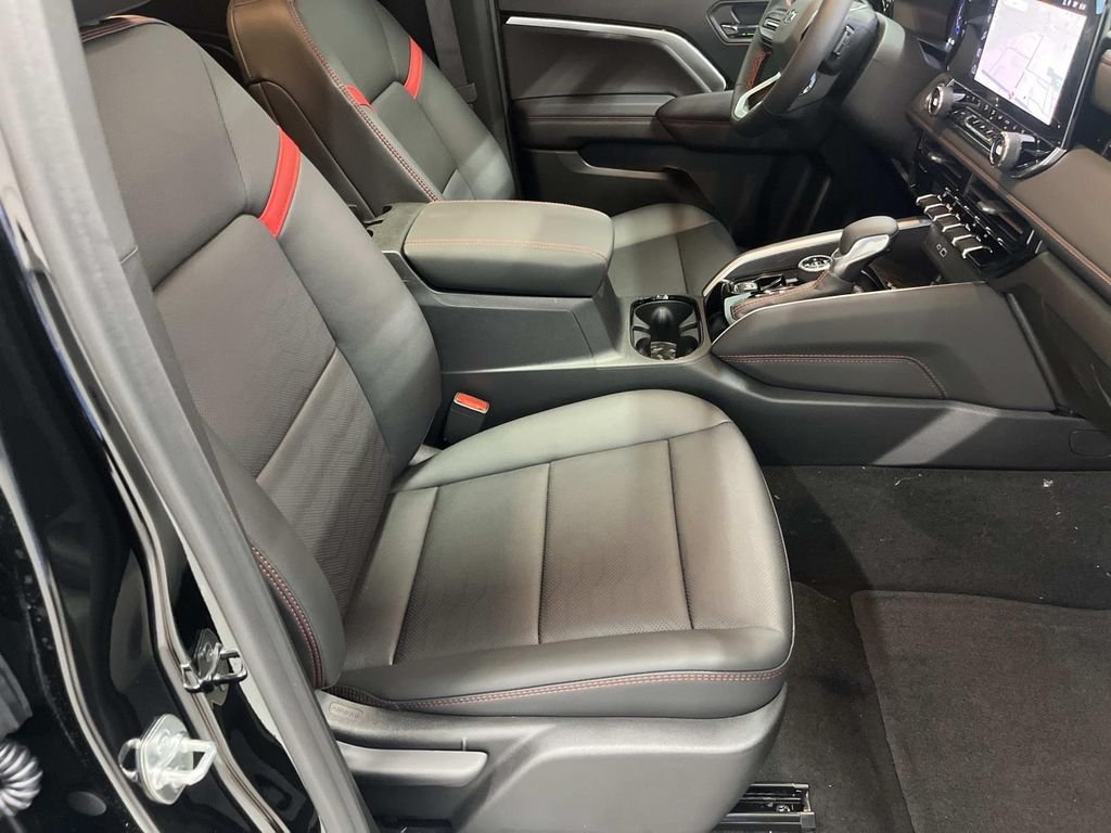 2026 Chevrolet Colorado Z71 - Photo 29