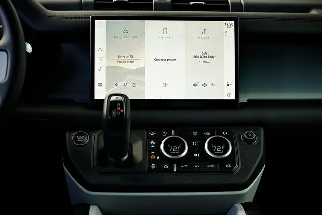 2025 Land Rover Defender S - Photo 28