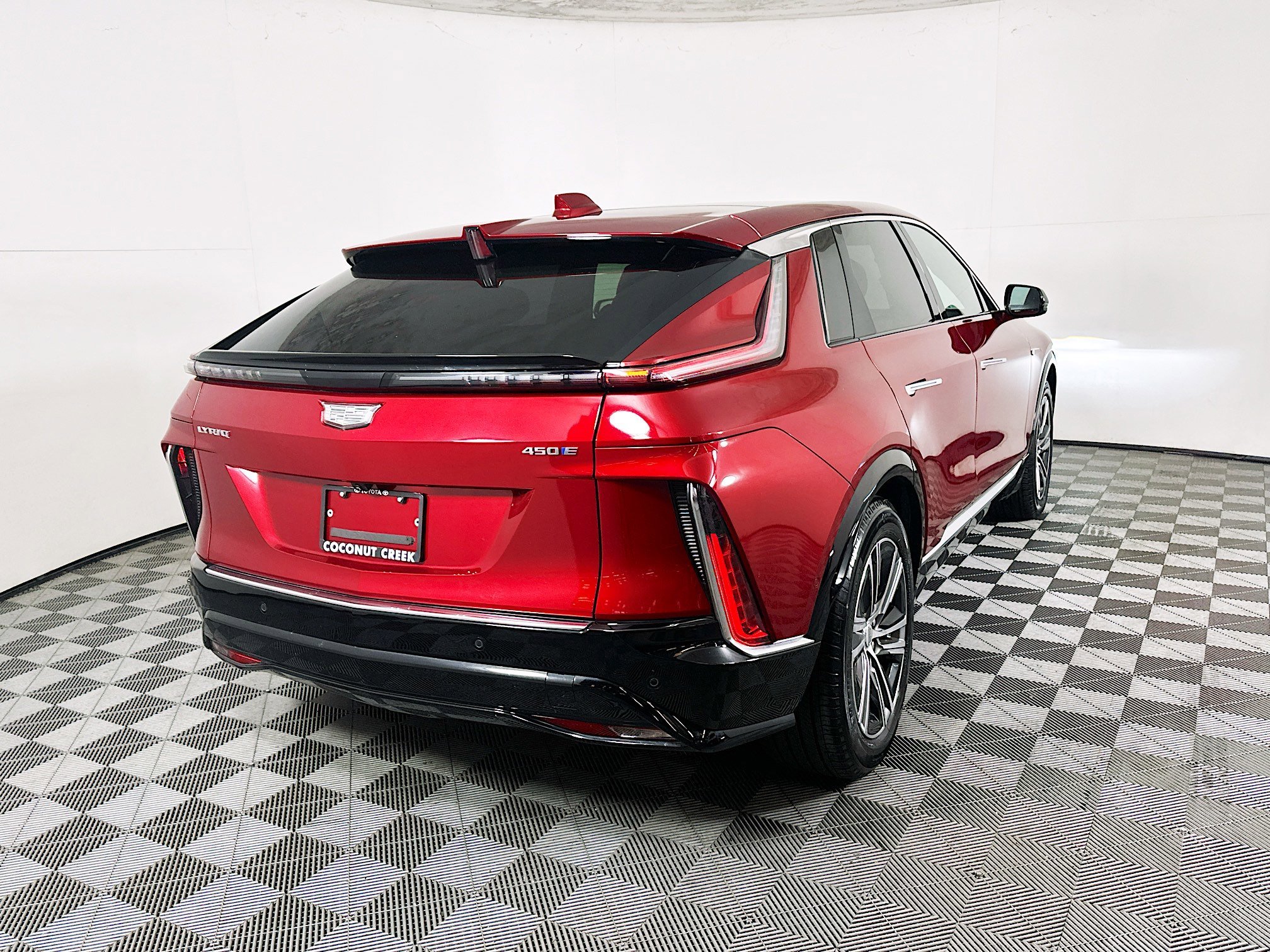 Used 2024 Radiant Red Tintcoat Cadillac Luxury image 3