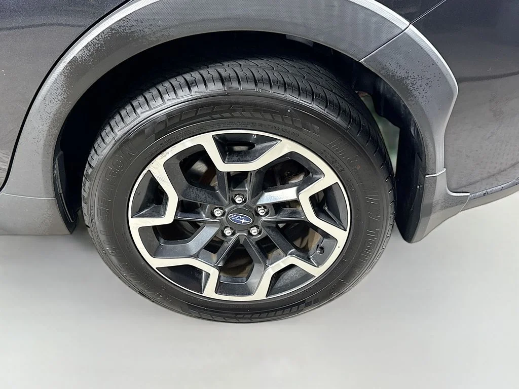 Used 2017 Dark Gray Metallic Subaru Limited image 30