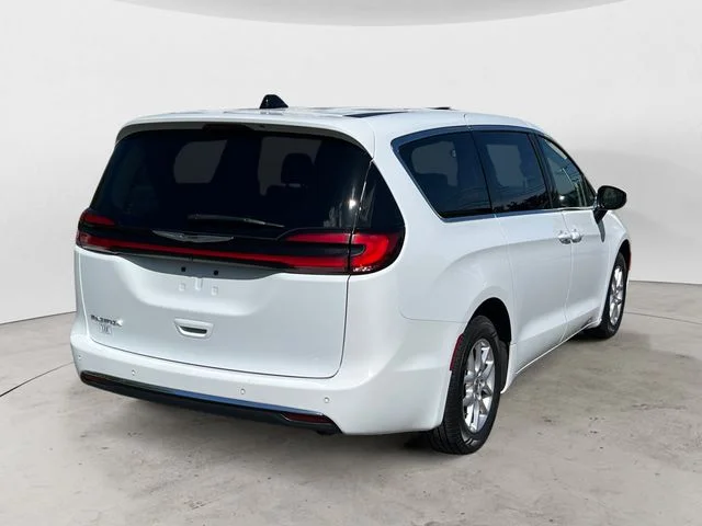 Used 2023 Bright White Clearcoat Chrysler Touring L image 5
