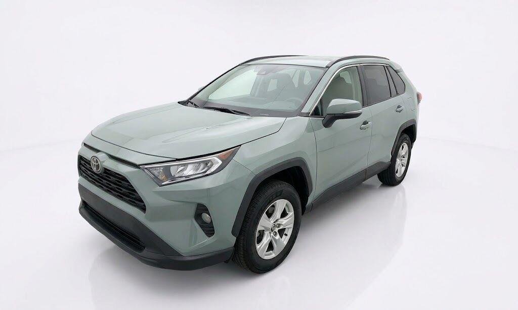 2020 Toyota RAV4 XLE