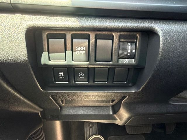 Used 2023 Gray Subaru Base image 17