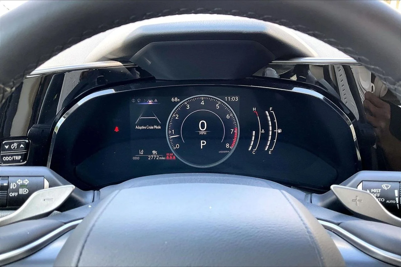 Used 2025 White Lexus 250 Premium image 10