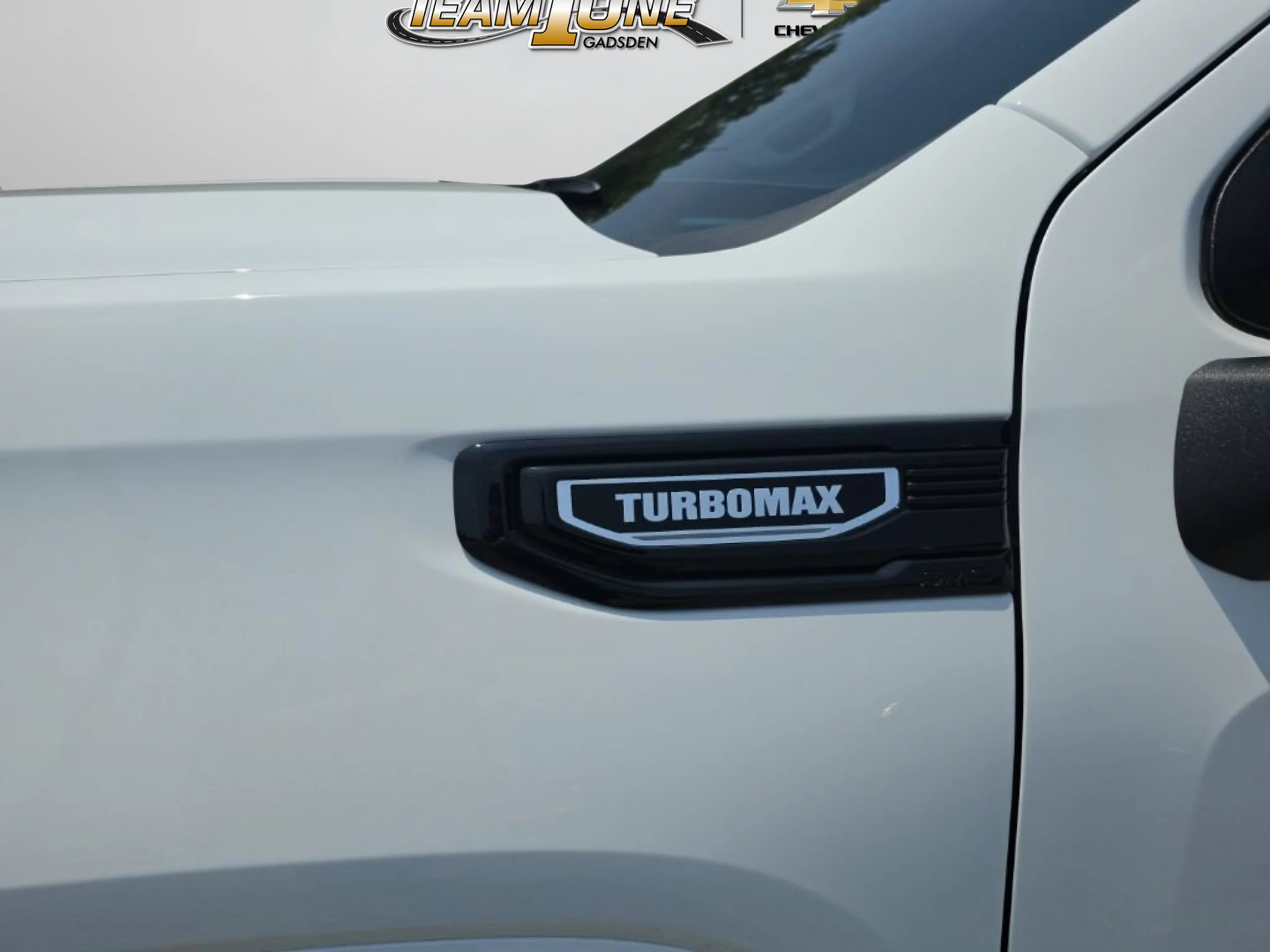Used 2026 Summit White GMC Pro image 31
