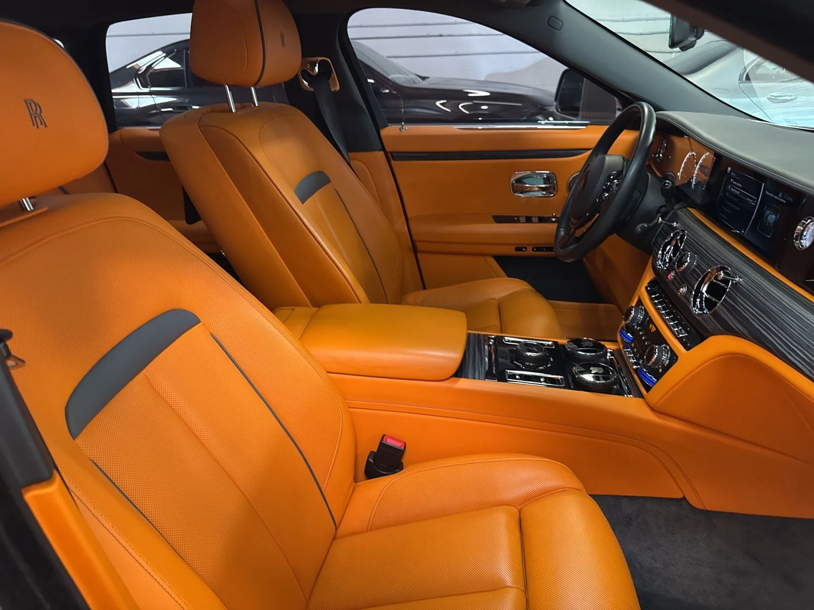 Used 2022 Gray Rolls-Royce Base image 34