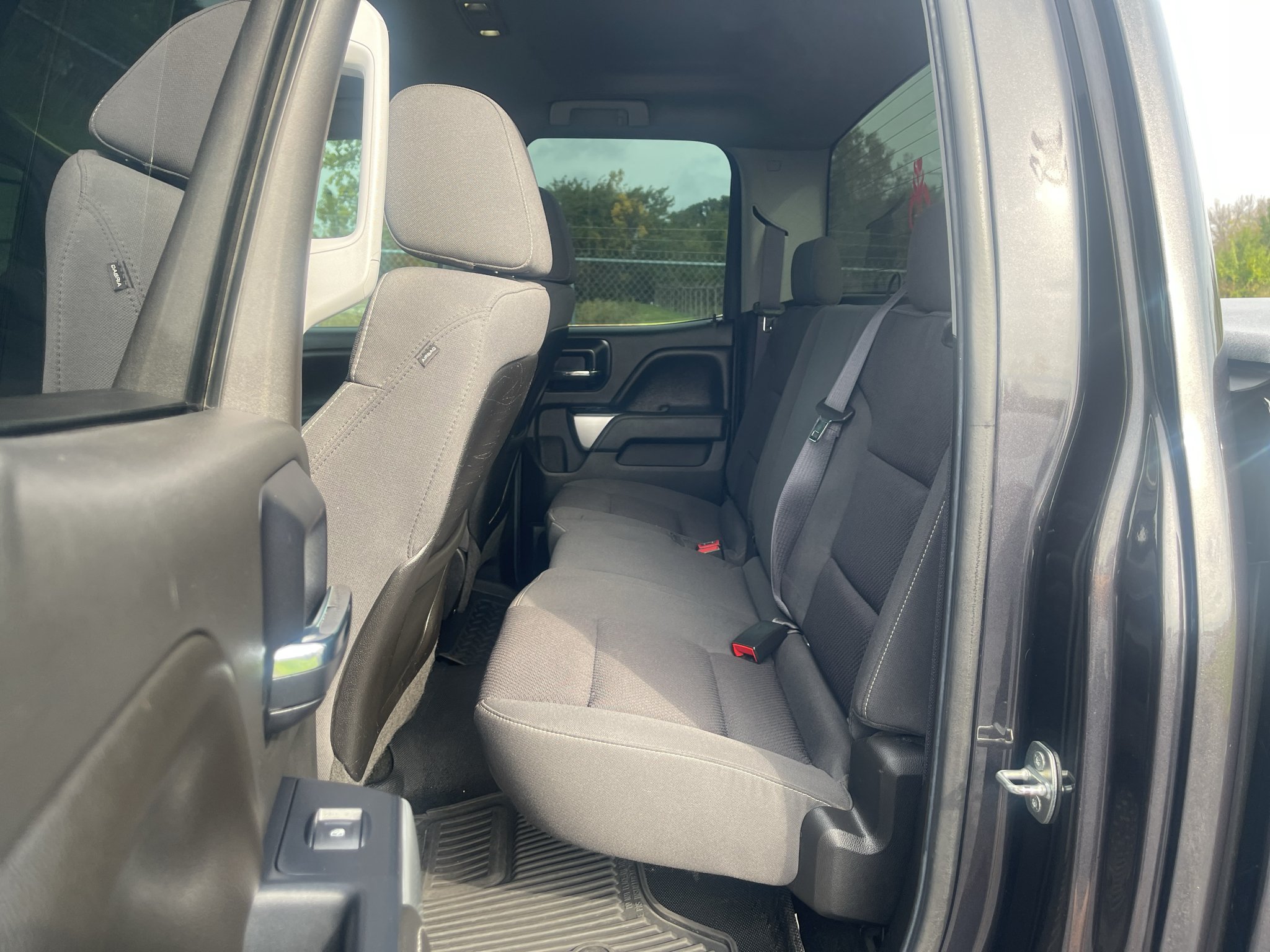 Used 2014 TUNGSTEN METALLIC Chevrolet LT image 24