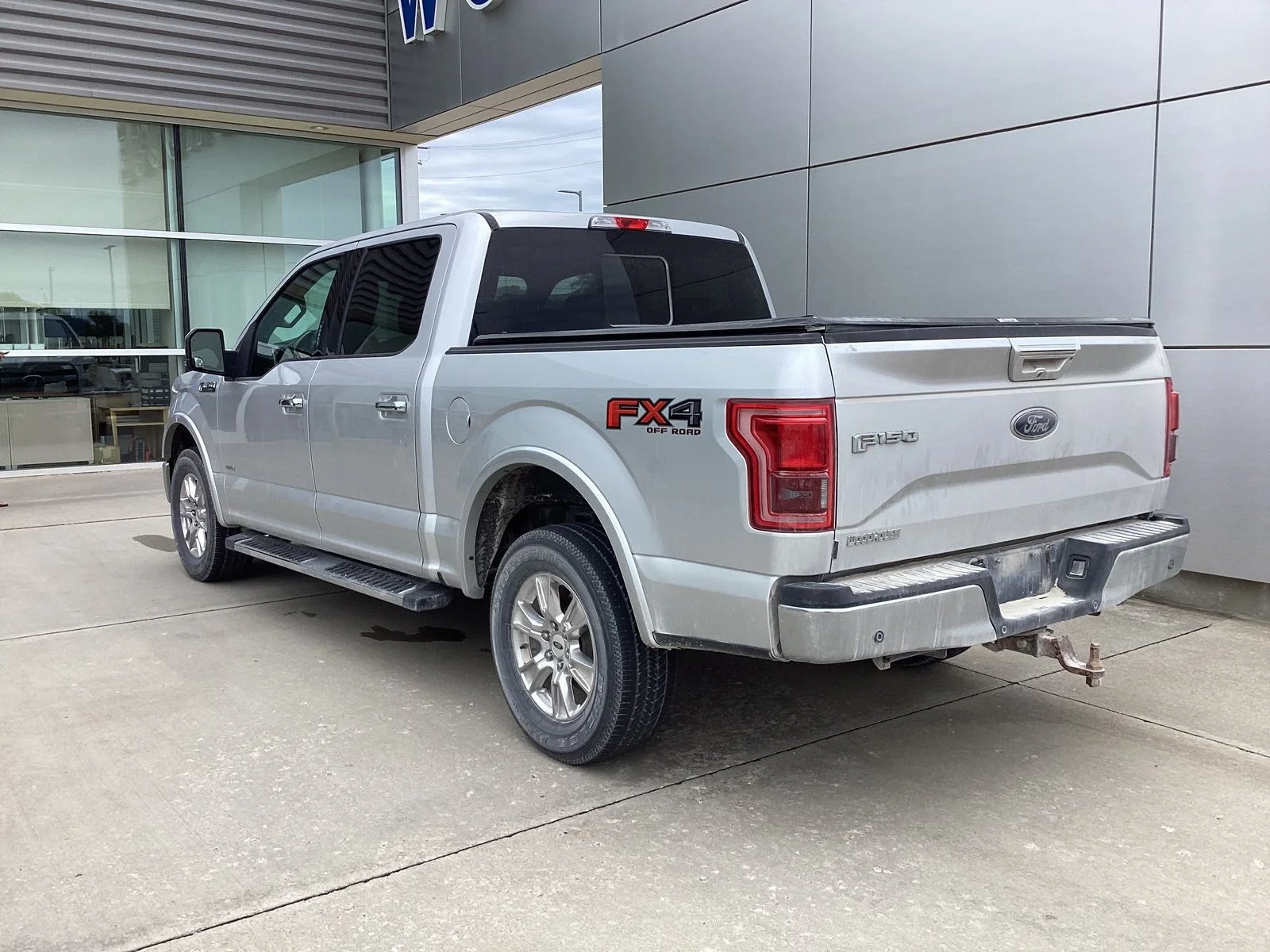 Used 2017 Silver Ford Lariat image 4