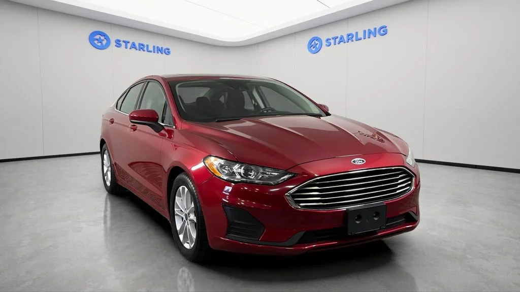Used 2020 Red Ford SE image 14