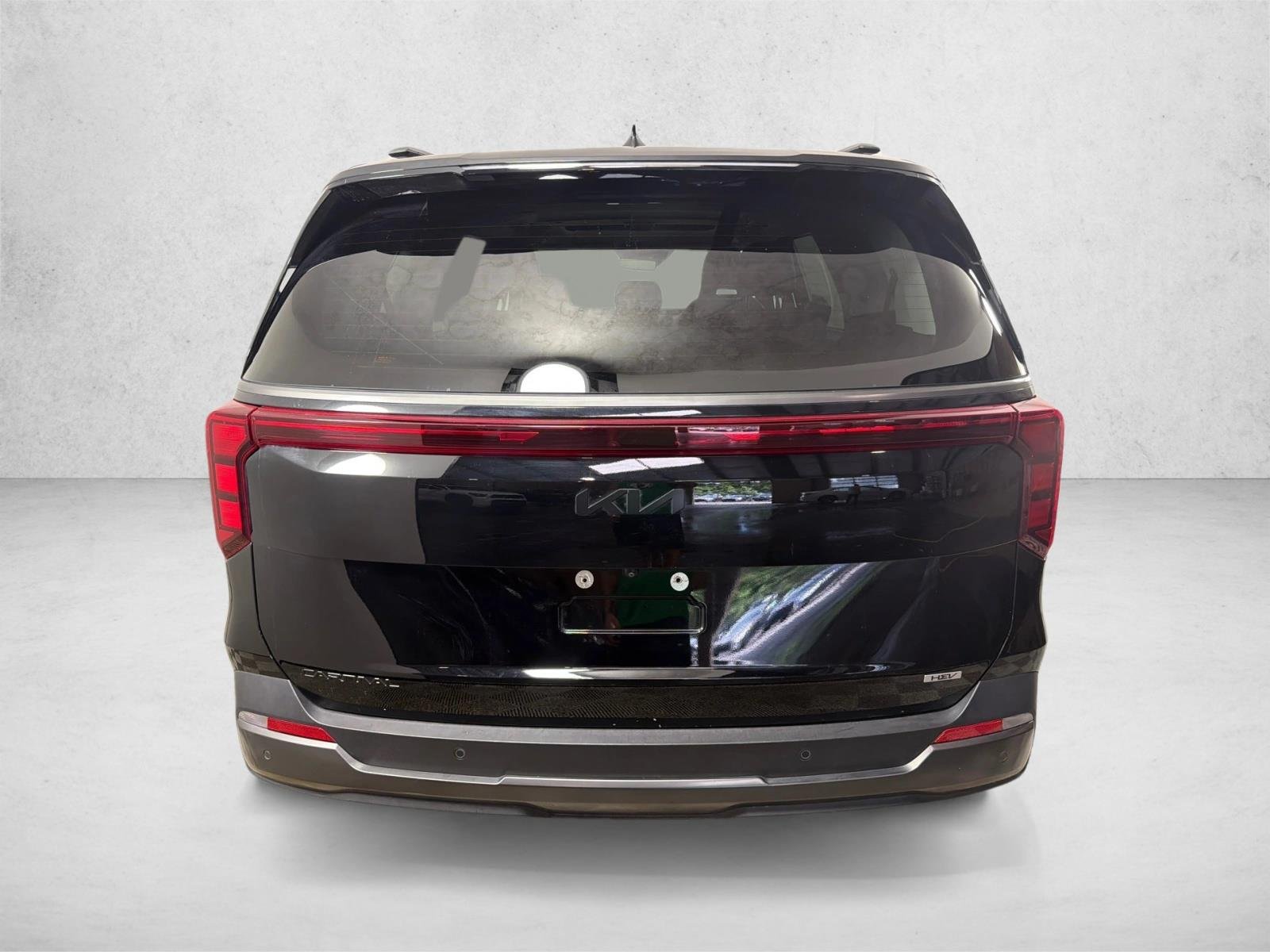 Used 2025 Aurora Black Pearl Kia SX image 6