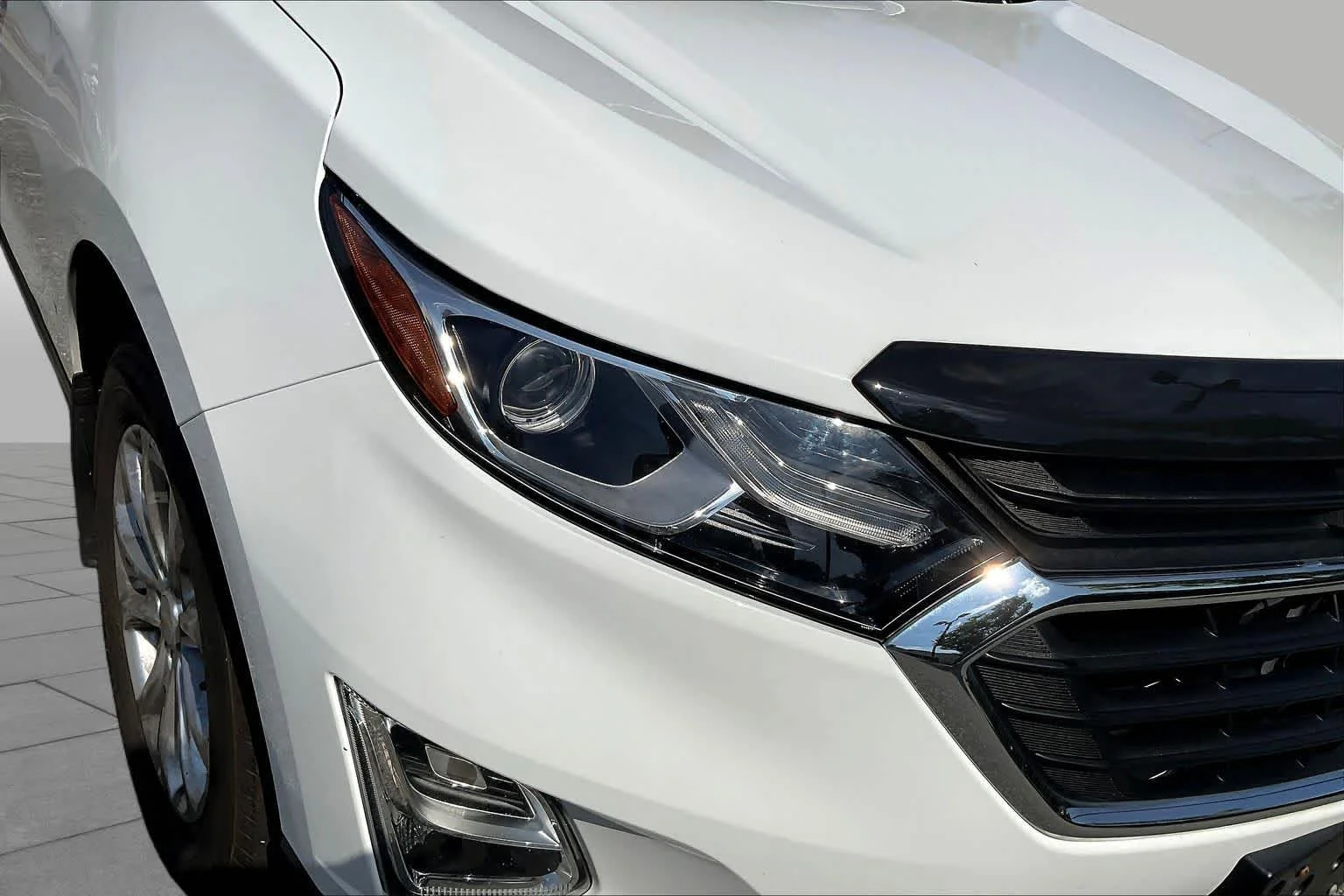 Used 2021 Summit White Chevrolet LS image 27