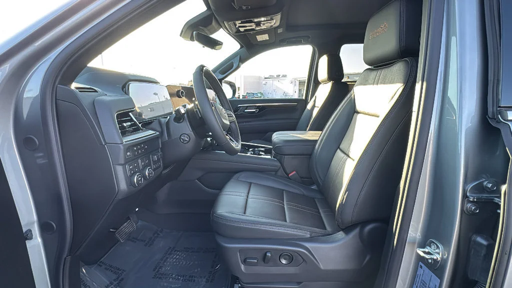 New 2027 Sterling Gray Metallic Chevrolet High Country image 6