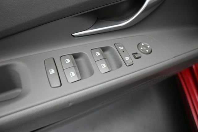 Used 2025 Red Hyundai SEL Convenience image 13