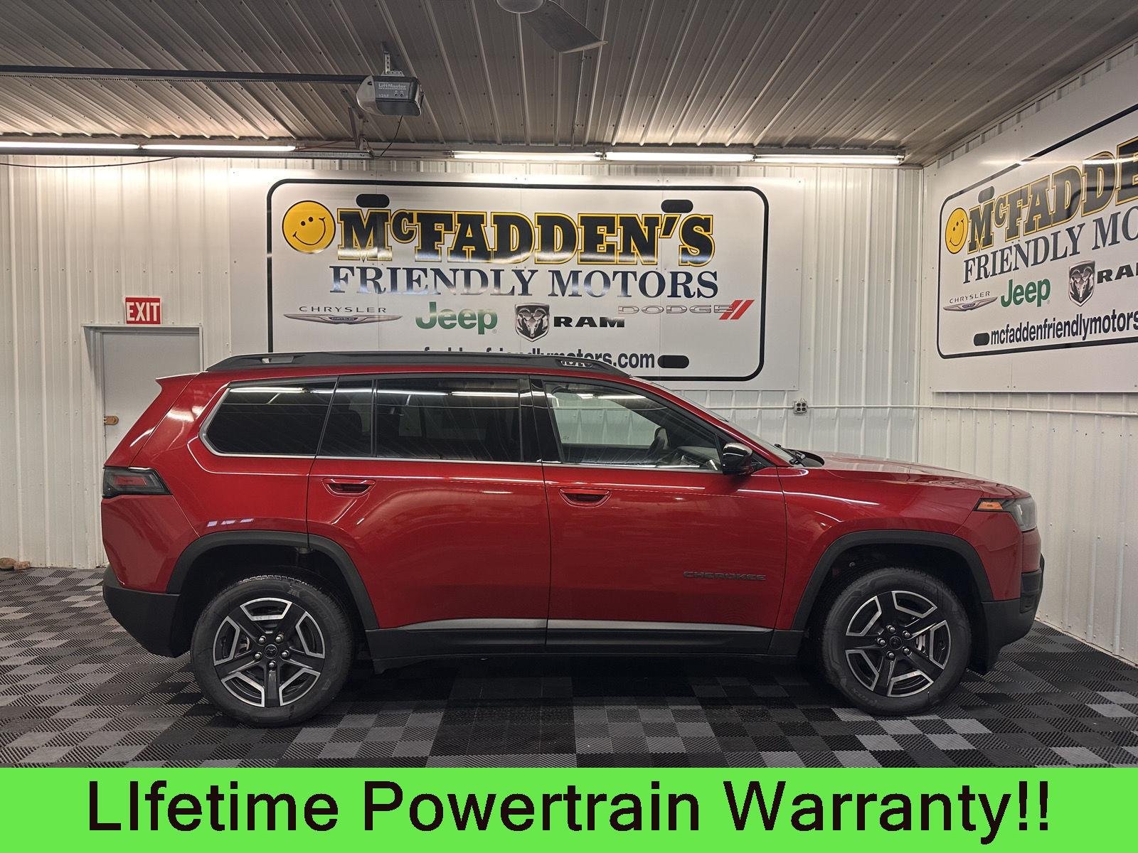 New 2026 Red Hot Pearl-Coat Exterior Paint Jeep Limited image 1