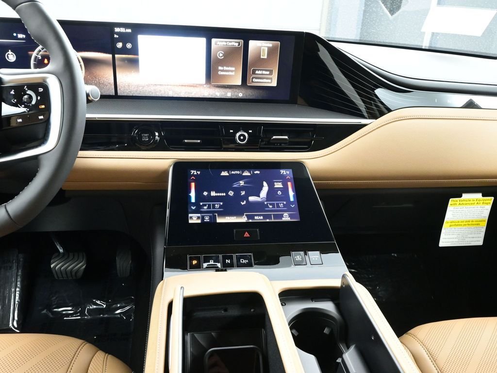 New 2026 Black INFINITI LUXE image 21