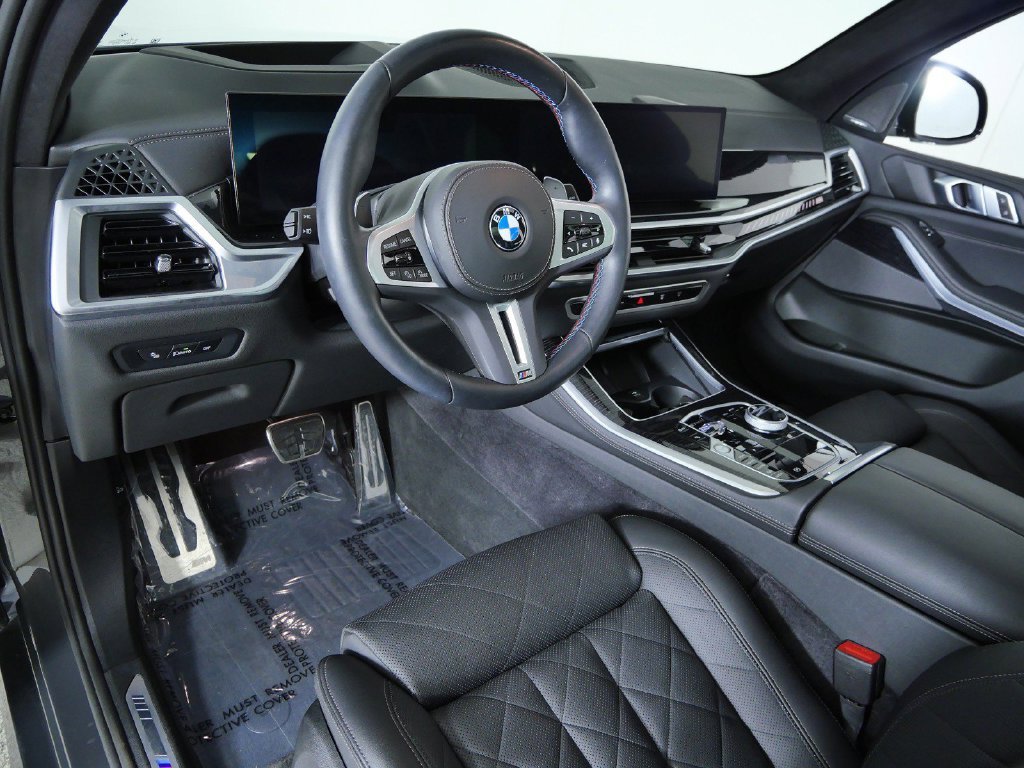 Certified Used 2024 Dravit Grey Metallic BMW M60i image 36