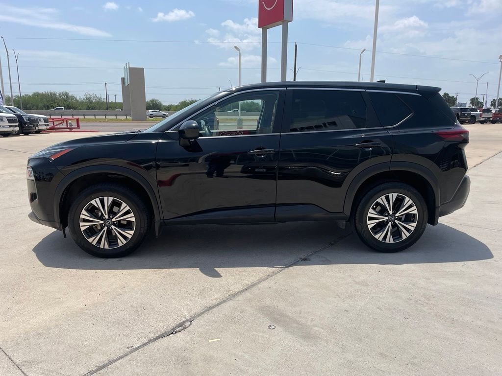 Used 2023 Black Nissan SV image 4