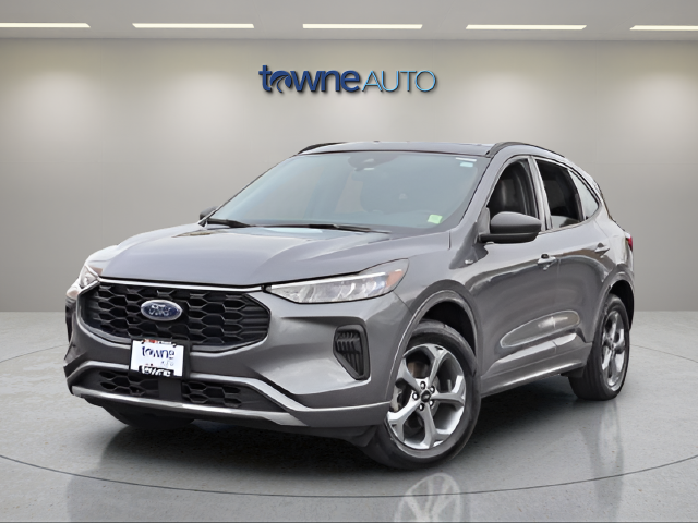 Used 2023 Gray Ford ST-Line image 2