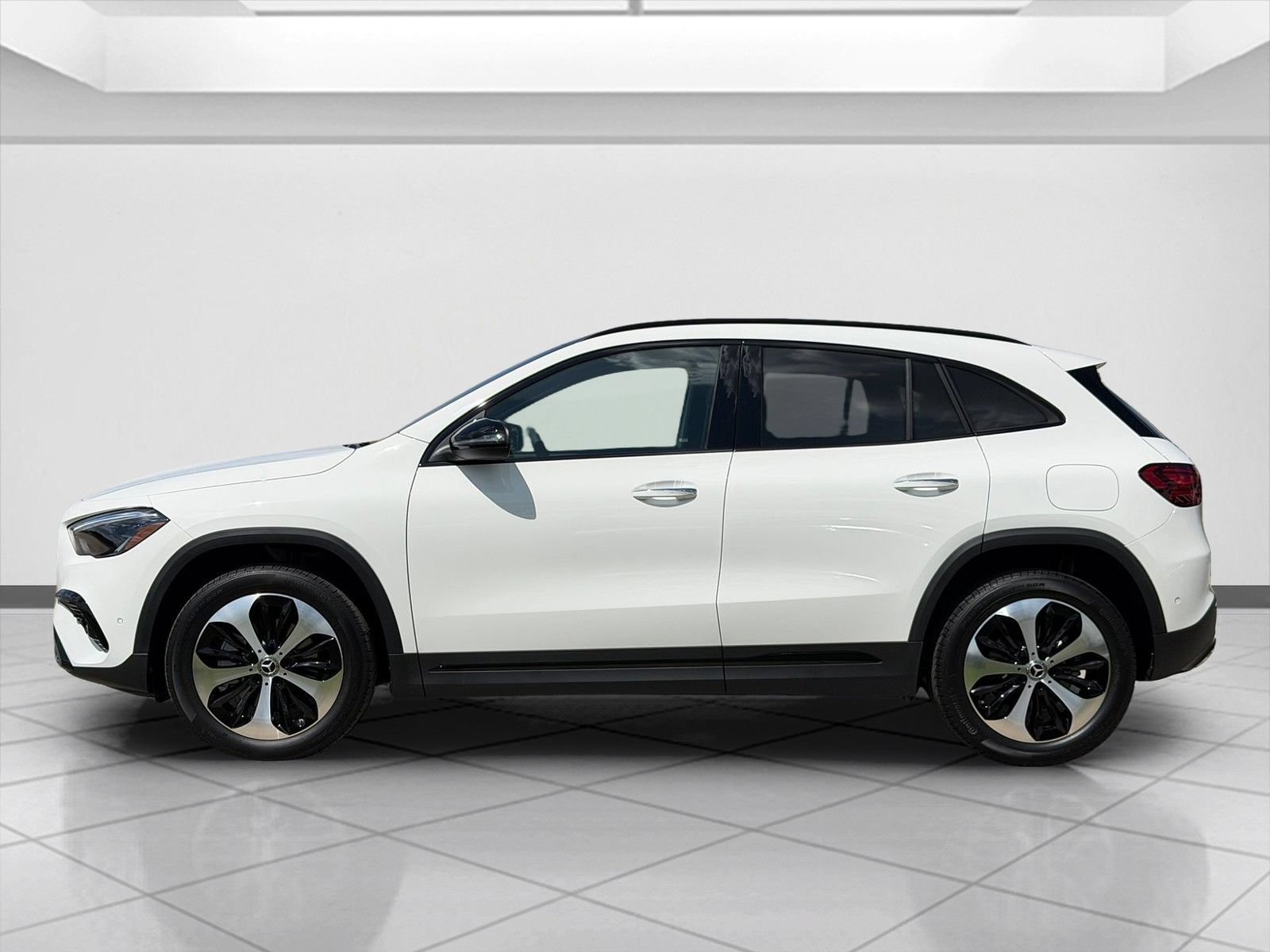 New 2026 Polar White Mercedes-Benz GLA 250 image 26