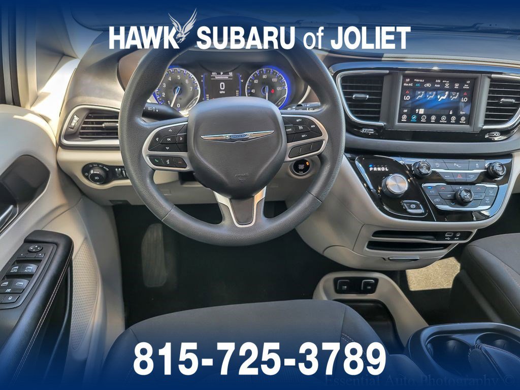 Used 2018 Billet Silver Metallic Clearcoat Chrysler Touring Plus image 12