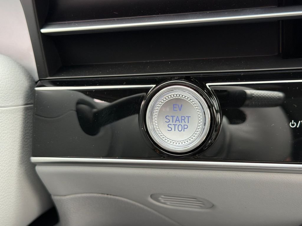 2026 GENESIS GV70 Base - Photo 23