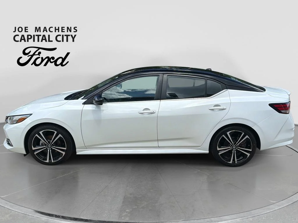 Used 2023 White Nissan SR image 8