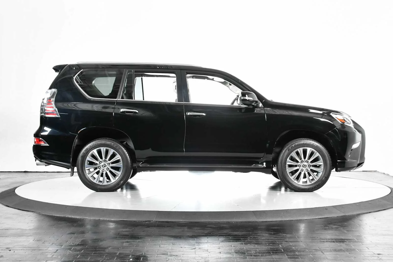 Used 2023 Black Onyx Lexus Luxury image 8