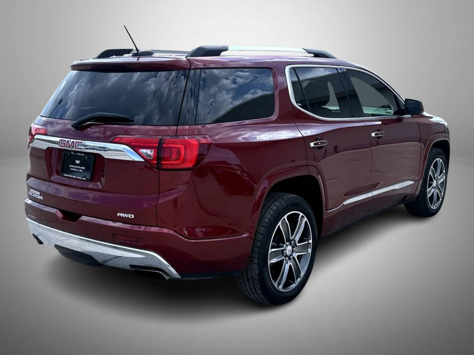 Used 2018 Red GMC Denali image 5