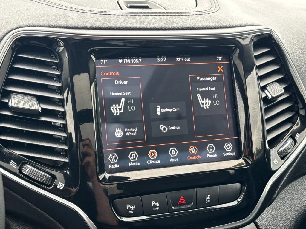 Used 2022 Black Jeep Limited image 21