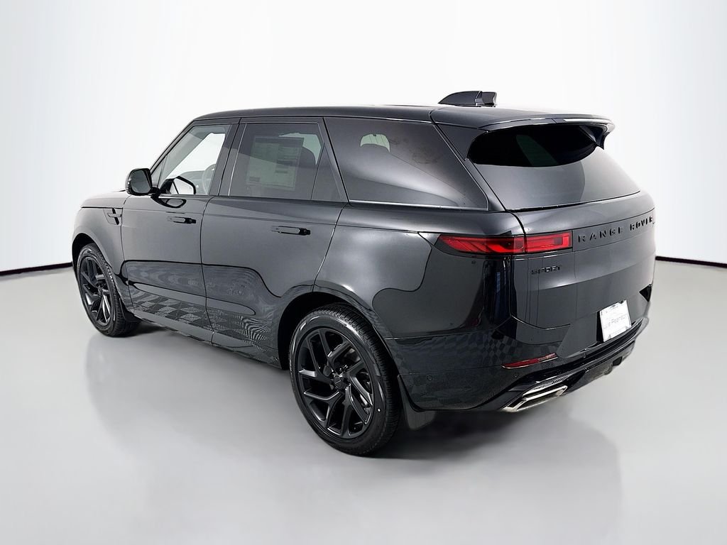 New 2026 Santorini Black Land Rover Dynamic SE image 3