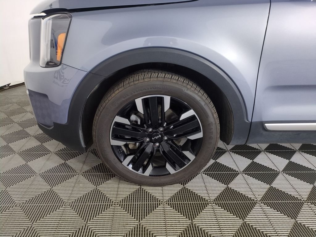 Used 2024 Silver Kia SX image 26