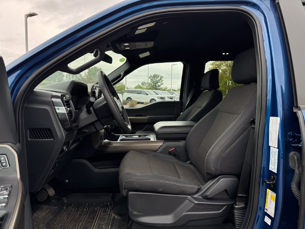 Used 2024 Atlas Blue Metallic Ford STX image 8